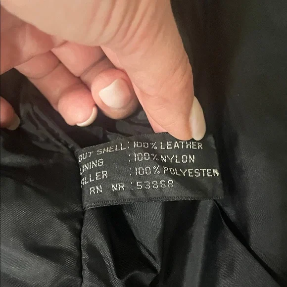 Vintage Mgr It’s Our Universe Black Leather Jacket with Faux Fur Collar - Picture 5 of 6